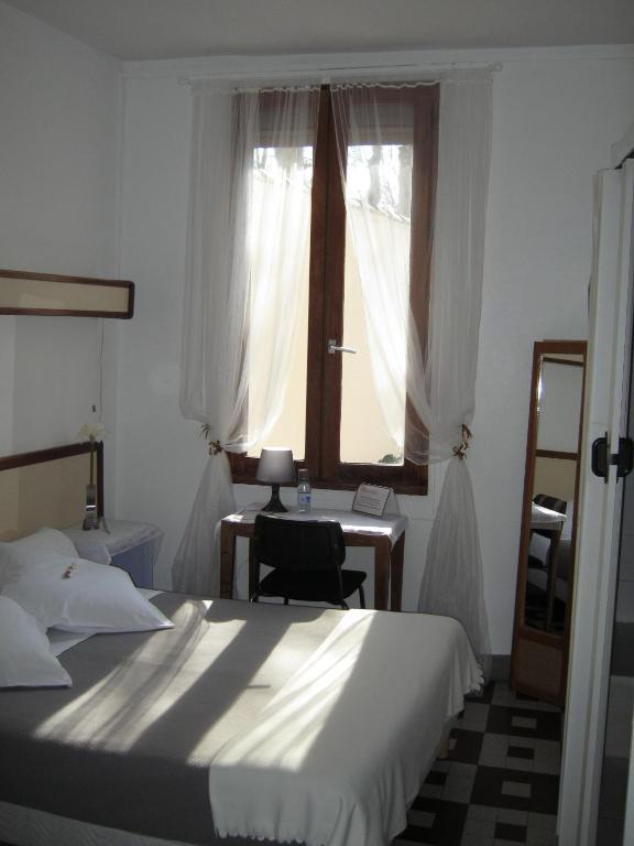 Hotel Innova Cardabella Авиньон Номер фото