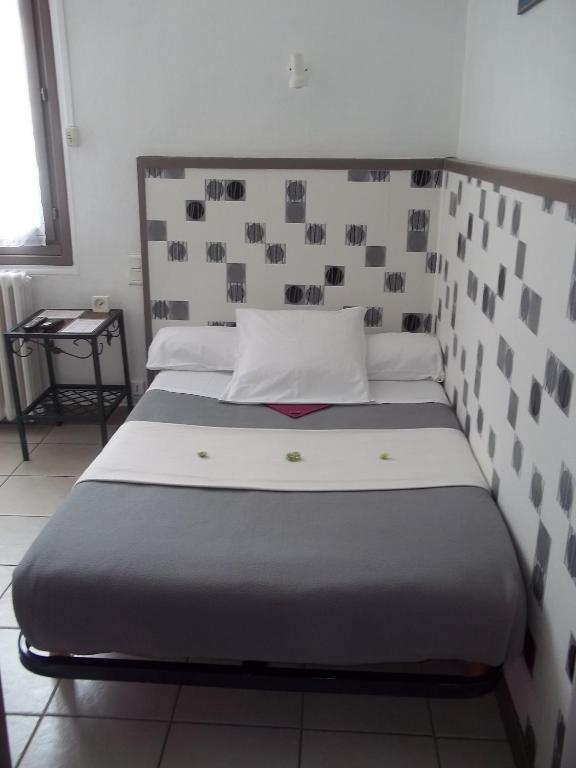 Hotel Innova Cardabella Авиньон Номер фото